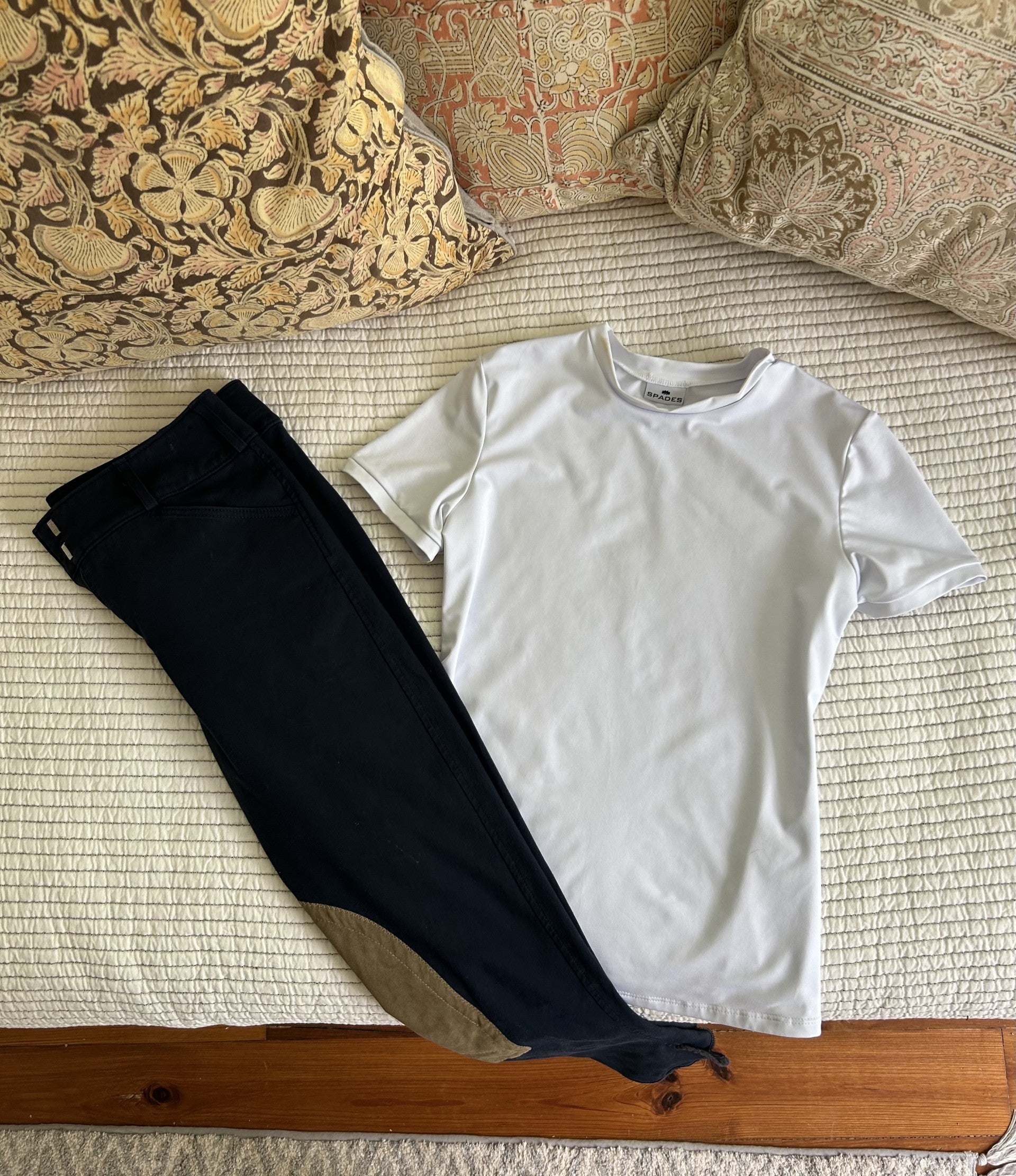 Spades Schooling Top- White